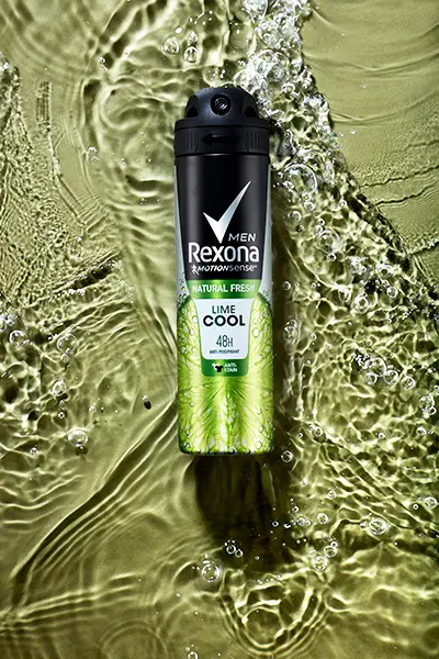 beauty-advertising-splash-water-photography-photographer